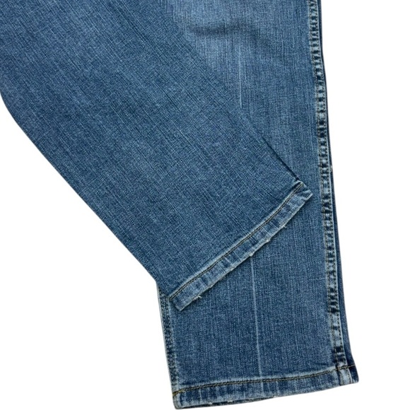 Wrangler High Rise Vintage Taper Jeans Medium Wash Size 10 Western Style - Picture 8 of 12